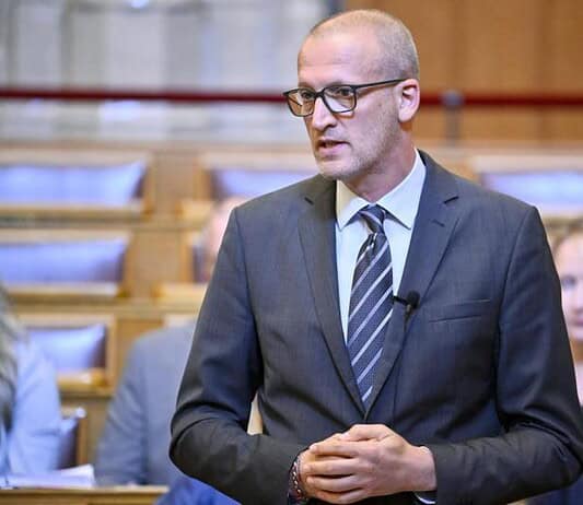 Tarr: átvilágítjuk az elmúlt 10 év külhoni támogatásait