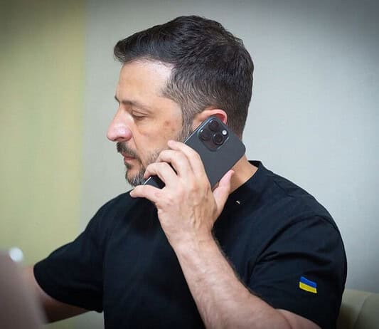 Zelenszkij és Trump telefonon egyeztetett