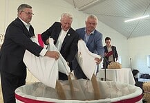 Búzaösszeöntés Ünnepe Helvécián