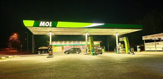 Amerika meghozta a döntést a Mol történelmi olajüzletéről
