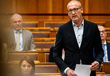 Tarr Zoltán bocsánatot kért a határon túli magyaroktól