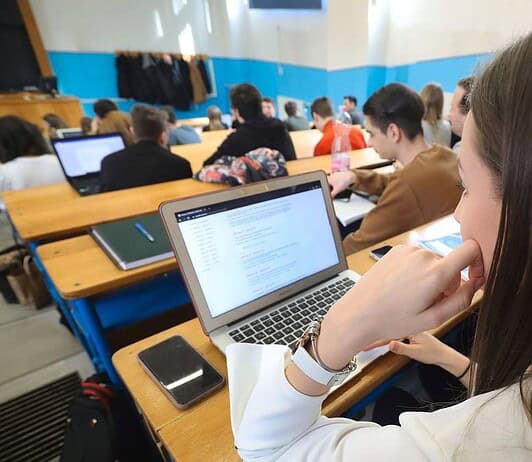 Magyarország újra csatlakozik az EU-s kutatásokhoz