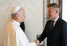 Magyar Péter meghívta XIV. Leó pápát