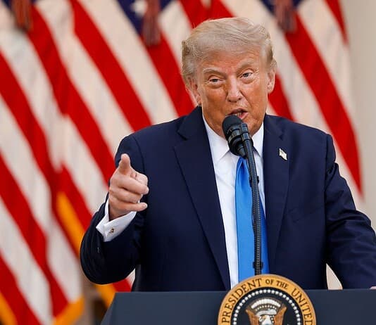 Hazugságvizsgálóra kötik az amerikai vezérkart