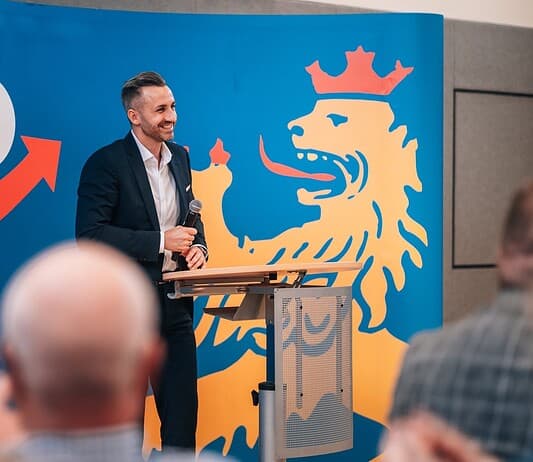 Földrengésszerű győzelmet aratott az AfD