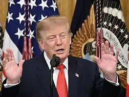 Trump felfüggesztette az új szankciócsomagot