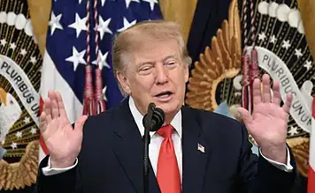 Trump felfüggesztette az új szankciócsomagot