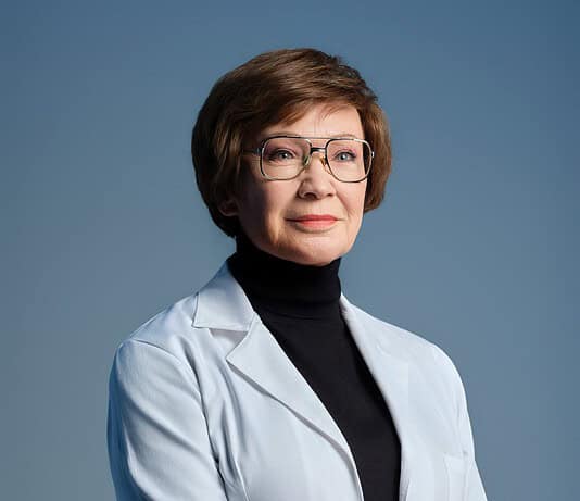 Udvaros Dorottya lesz Karikó Katalin